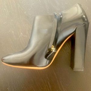 Chloe Black leather ankle boots